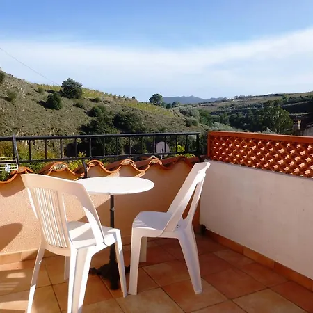 Bed & Breakfast L'art De Vivre 3*
