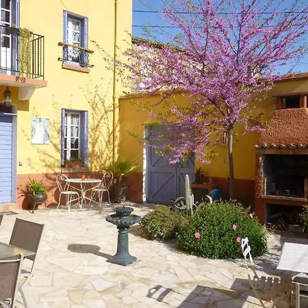 فندق مبيت وإفطار L'art De Vivre Latour-de-France