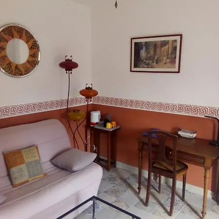 Bed & Breakfast L'art De Vivre Latour-de-France